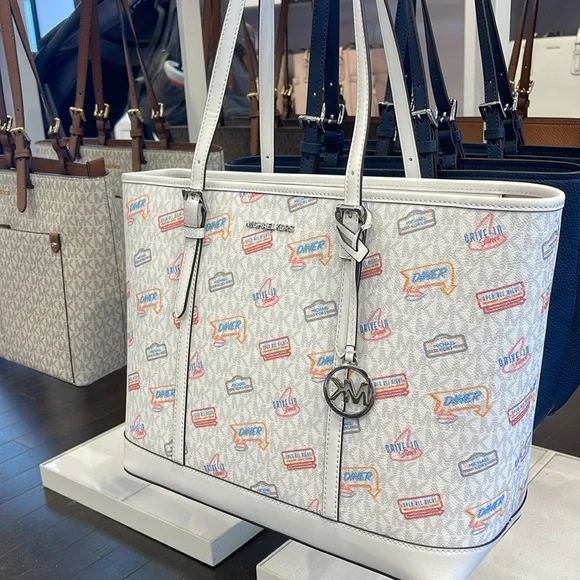 MICHAEL KORS JST Lg Printed Logo Tote Bag & MK JST Md Prntd Logo Bi-Fold Wallet - Picture 16 of 16